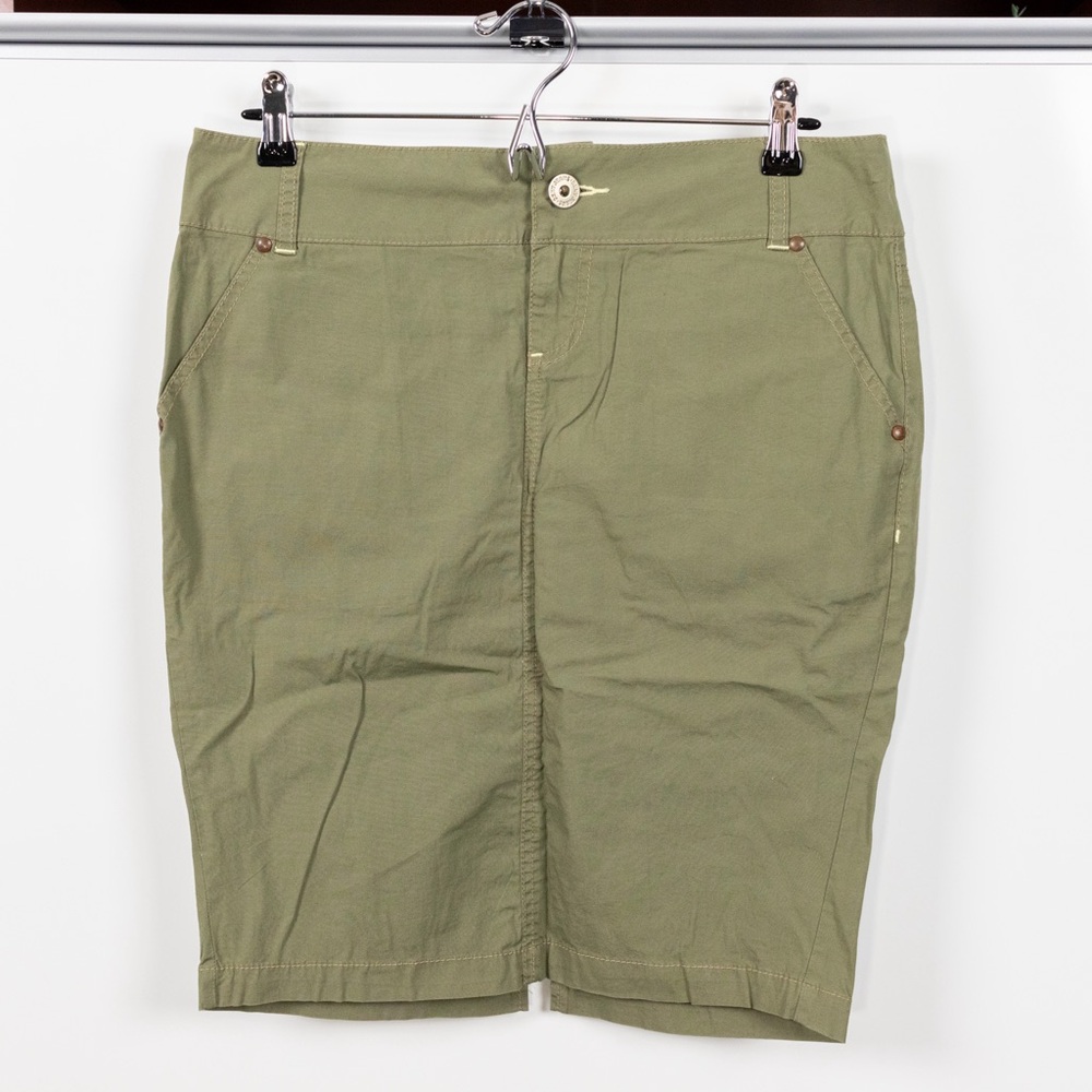 DKNY Jeans Scrunch Back Tapered Skirt